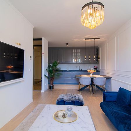 Flexible Selfcheckins 66 - Zagreb - Loggia - 80M2 - New - Luxury - Garage - 2 Bedrooms Exterior photo